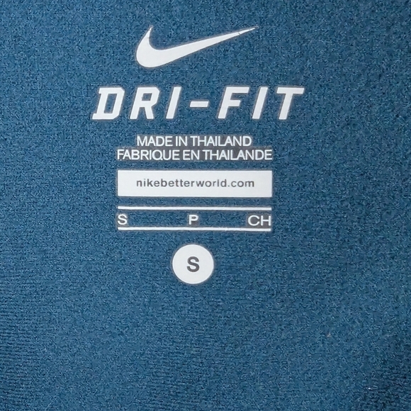 Nike dri fit running shirt small in excellent condition - Picture 3 of 9